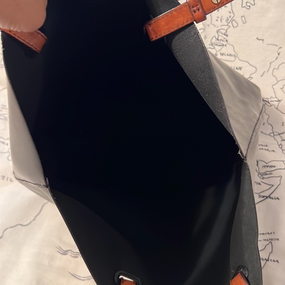 Fossil black tote - Picture 3 of 8